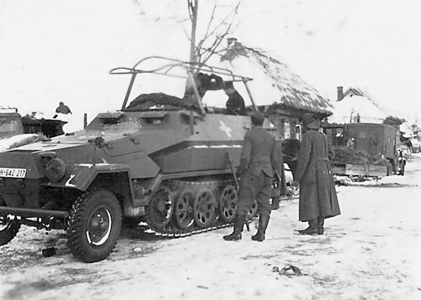 Sdkfz 2513 Communications Vehicle Schutzenpanzerwagen Wh 642217