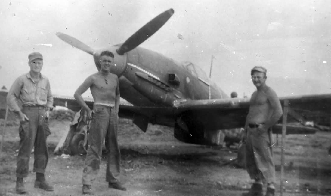 Captured_Ki-61_19th_Sentai_Okinawa_1945.