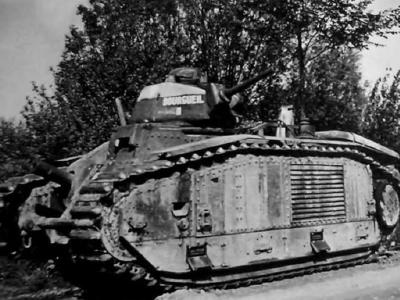 B1 bis tank #355 of the 28th BCC named BOURGUEIL 3