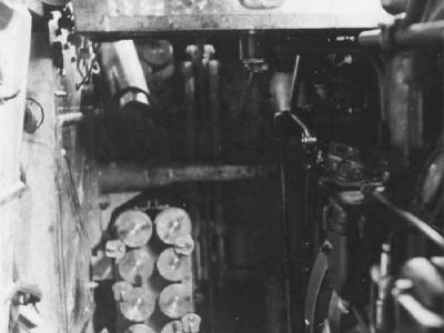 Char B1 bis tank interior