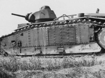 Char B1 bis tank side view