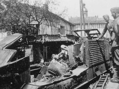 Char B1 bis wreck