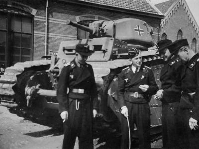 German Char B1 bis Panzerkampfwagen B2 740 (f) Flammpanzer