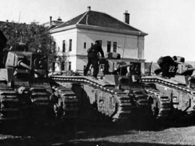 Renault Char B1 bis tanks