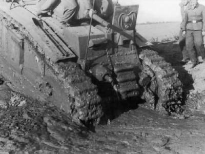 Flammpanzer Panzerkampfwagen B2 740 (f) 5