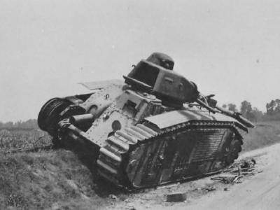 knocked out french Char B1 bis tank