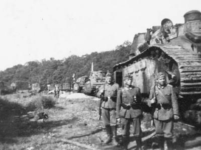 Char 2C super heavy tanks