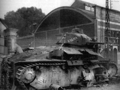 D2 2055 „L’alma” of the 345e CACC in Crécy-sur-Serre 2