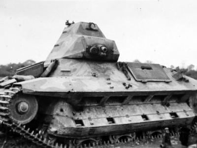 French light infantry tank FCM 36 named „Le Terrible”