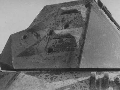 FCM 36 – details of the damaged turret