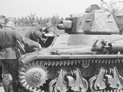 Captured H-35