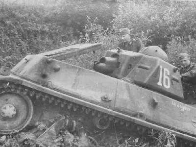 Hotchkiss H35 number 16