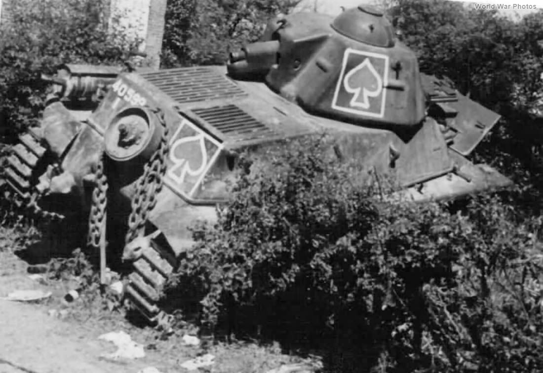 French cavalry tank H-39 40599