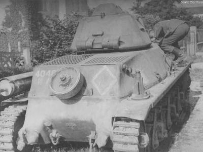 Hotchkiss H-39 rear view