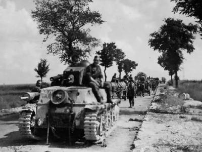 Hotchkiss H39 tank 6