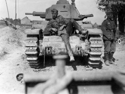 Captured Renault R40 1940