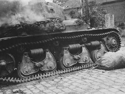 Burning Char Renault R35