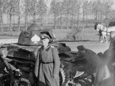 Renault R 35 abandoned