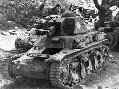 Destroyed R35 tanks