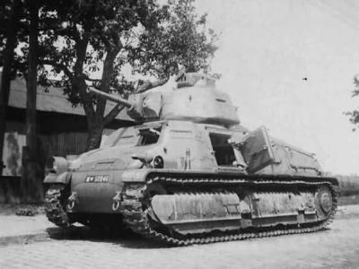 Abandoned Somua S35 tank