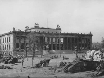 Berlin Altes Museum 1945