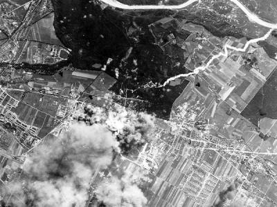 Bombing Messerschmitt Experimental Center And Assembly Lant At Augsburg Augsburg July 1944