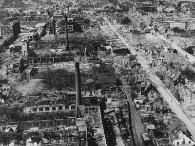 Bremen in ruins Hastedt Hemelingen Borgward Werke 1945