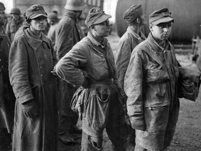 Captured By 3rd Army German Prisoners Pows Lucherberg Germany December 1944