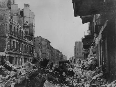 Ruins of Berlin – Friedrichshain Frankfurter Allee Lasdehner Strasse 26 2 1945