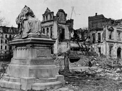 Statue Of Kaiserine Augusta On The Kaiser Wilhelm Ring Koln 1945