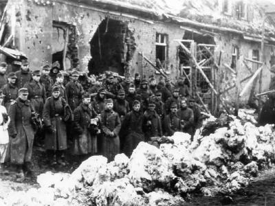 US 2nd Infantry Division Guard with German Prisoners (POW) near Schoneseiffen 1945 Germany