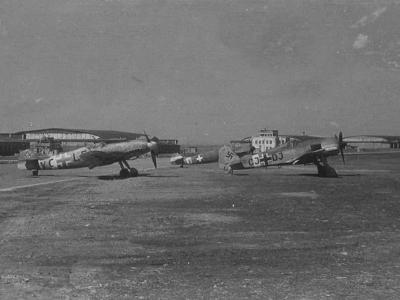Focke Wulf Fw190 and Messerschmitt Bf 109