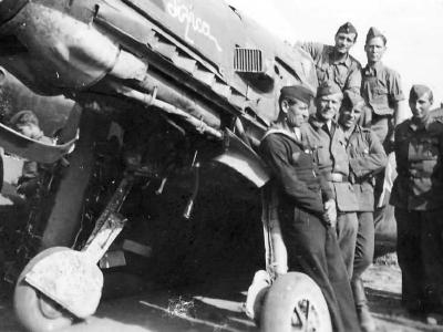 Messerschmitt Bf109E damaged