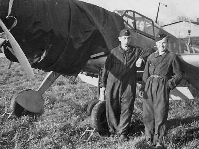 Messerschmitt Bf109F on airfield