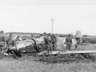 Messerschmitt Bf 109 belly landing