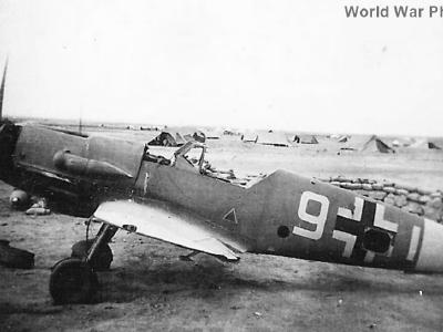 Abandoned Bf109 :White 9″ in African Desert