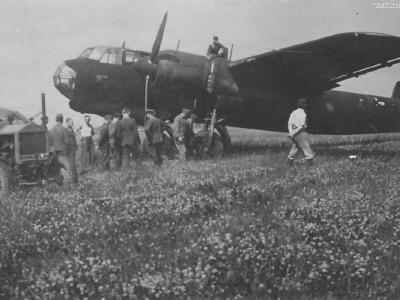 Do 217 E of the 3/KG 2 in Dreux 5 june 1942