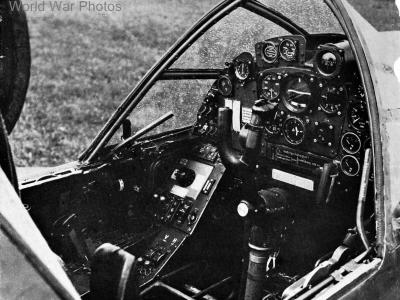 Do 335 cockpit
