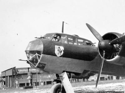 Do17 Z-2 of the IV(Erg)/KG3