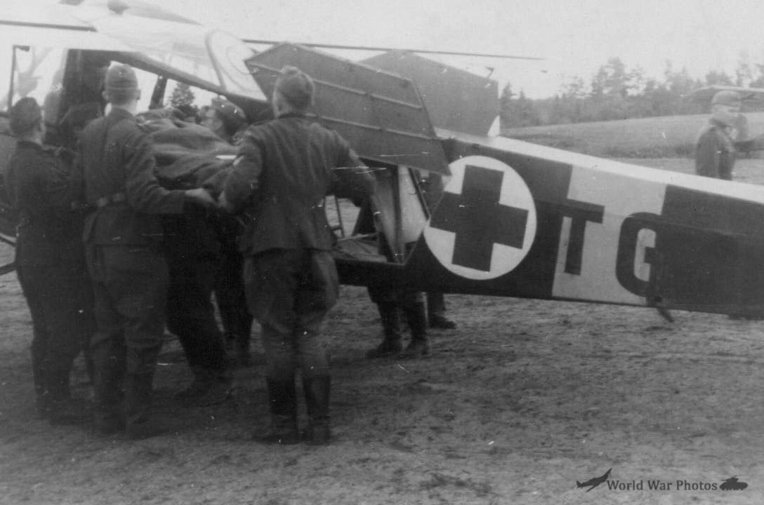 Fi 156D 9