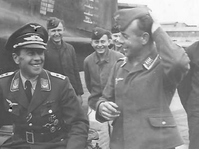 Fw 200 C-3 victory markings on rudder KG 40