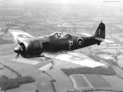 Captured Fw 190A-4 PE882 in flight