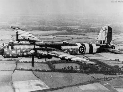 Captured He177 Greif TS439 on test flight in UK 44
