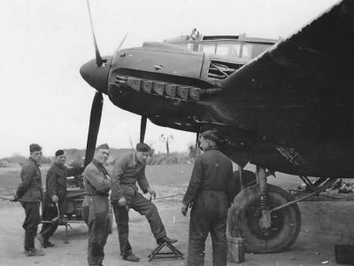 He 111H 2/KGr 100 „Wiking” in Vannes France 1941