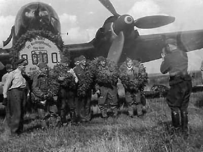 He111 from KG55 during feindflug ceremony