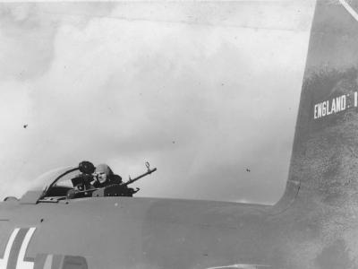 Fw200 tail gunner with camera