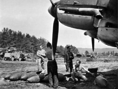 Heinkel He111 and bombs at airfield