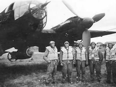 Heinkel He 111 and luftwaffe crew
