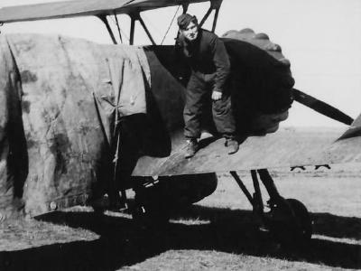 Henschel Hs123