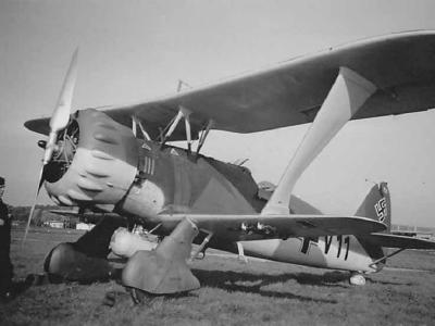 Hs 123 +V11 WNr 820 wearing a pre-war splinter camouflage scheme, 1937/38